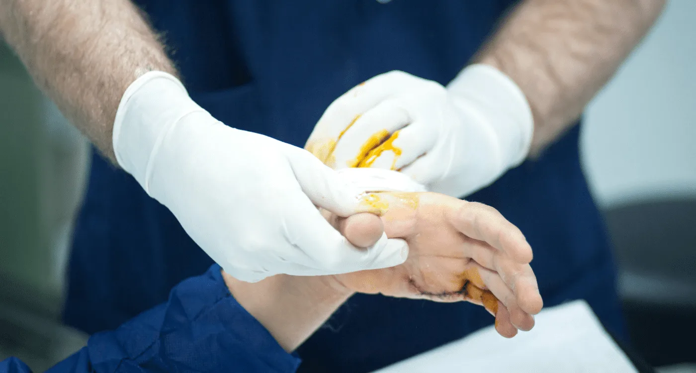 ¿Qué especialista trata el dolor de espalda?